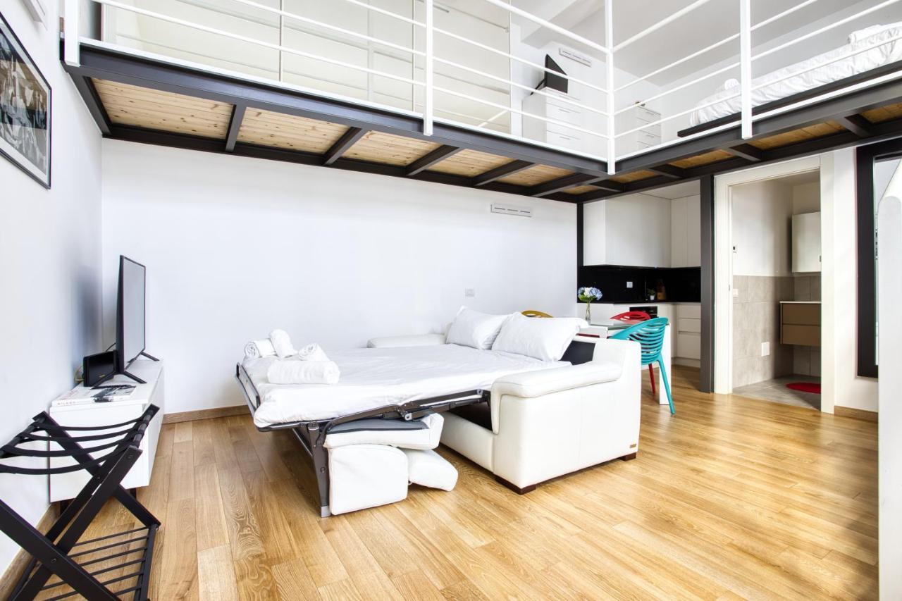 Joivy Charismatic 1-Bed Flat With Parking Apartment Milan Bagian luar foto