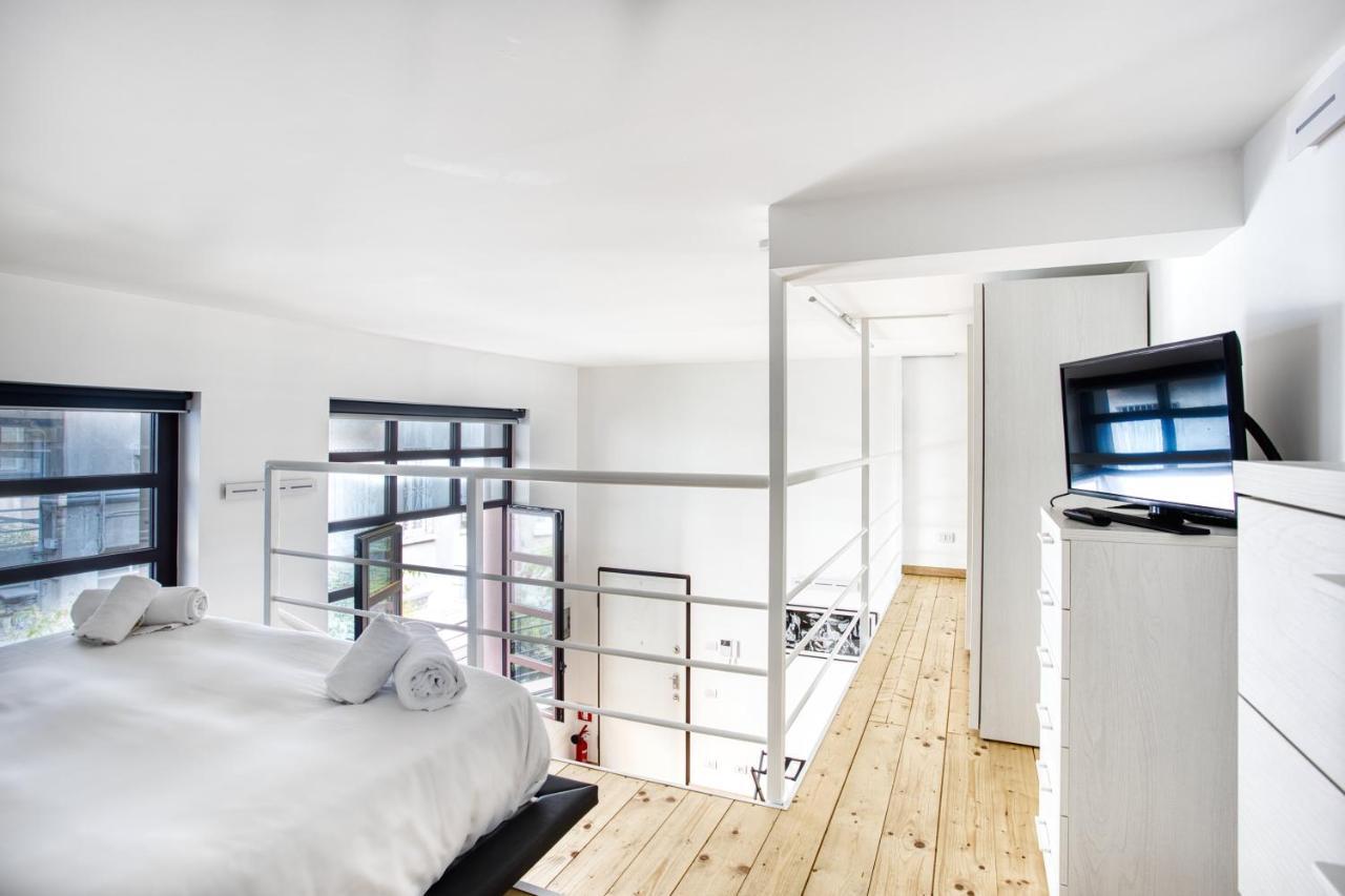 Joivy Charismatic 1-Bed Flat With Parking Apartment Milan Bagian luar foto